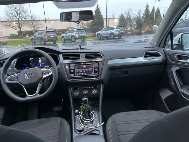 Used 2022 Volkswagen Tiguan S image 11