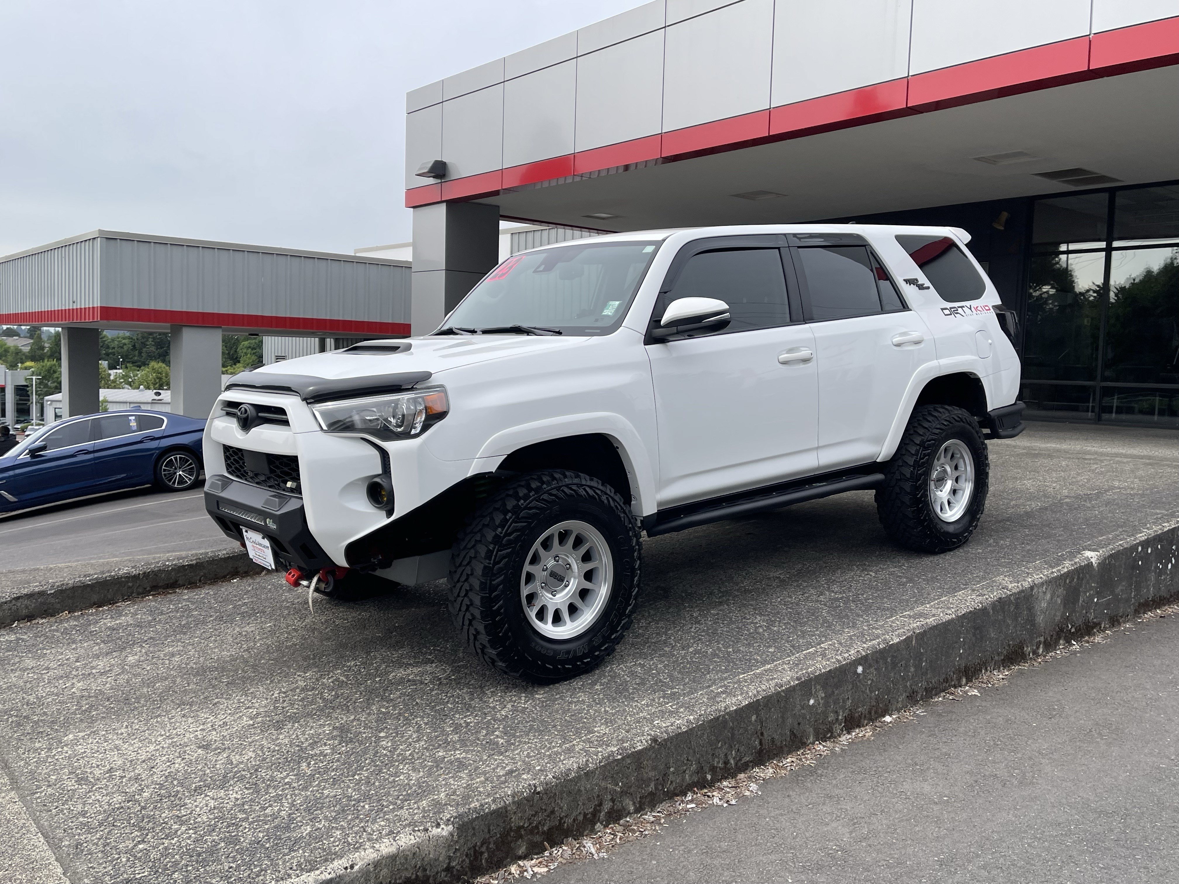 Certified 2023 Toyota 4Runner TRD Off-Road Premium AWD/4WD image 4
