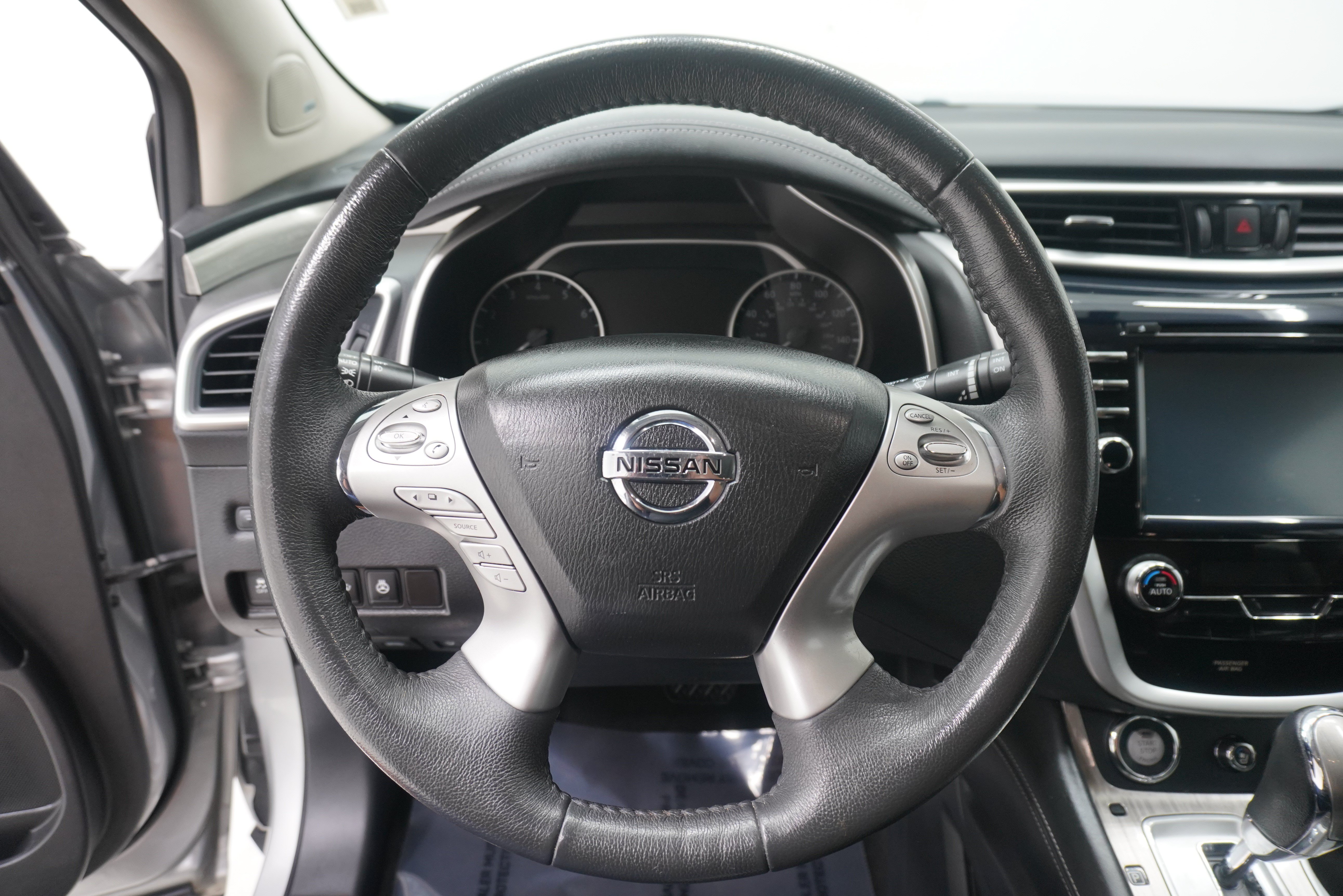 Used 2015 Nissan Murano Platinum FWD image 17