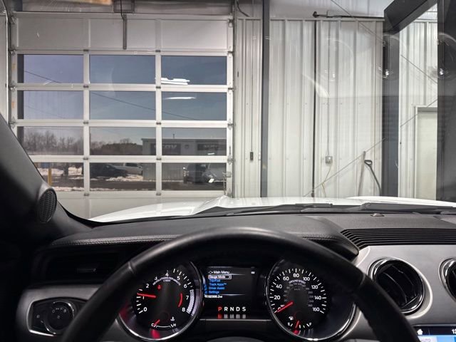 Used 2017 Ford Mustang Premium image 9