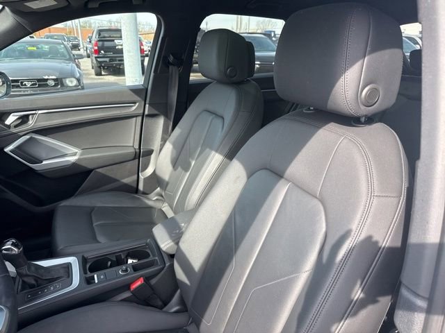 Used 2021 Audi Q3 2.0T Premium Plus w/ Premium Plus Package image 12