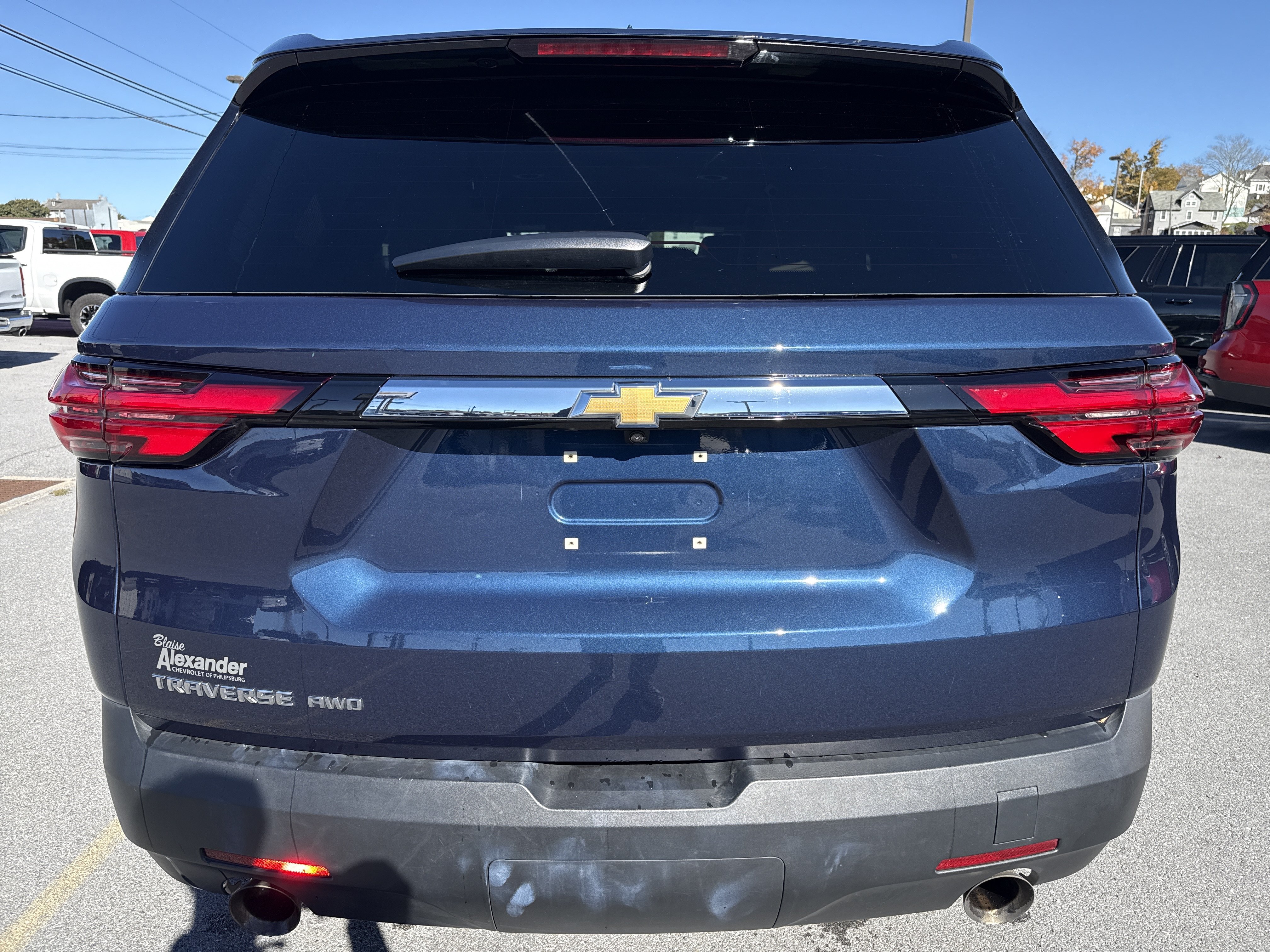 Used 2023 Chevrolet Traverse LS w/ Safety Package AWD/4WD image 14