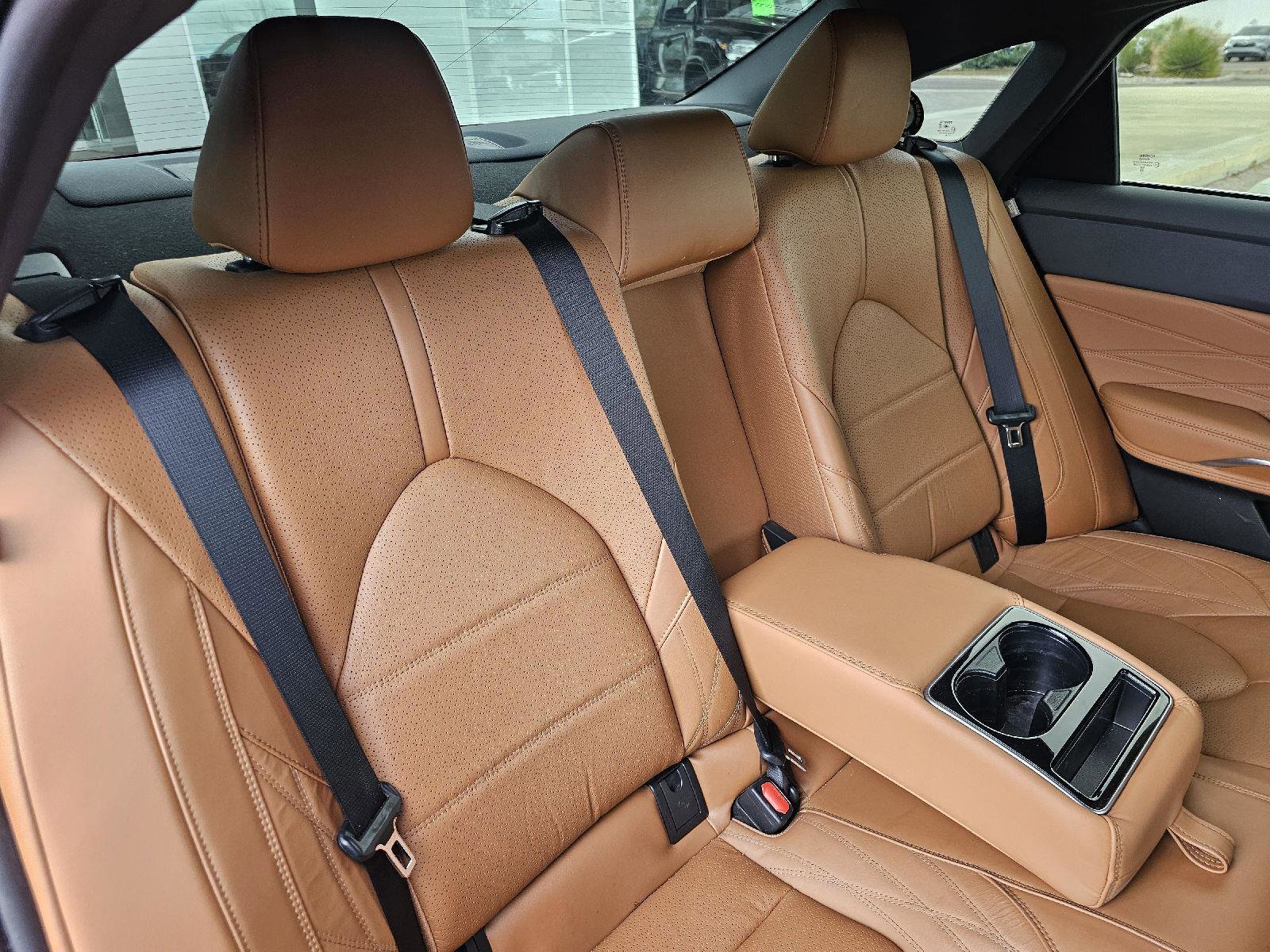 Used 2022 Toyota Avalon Limited image 15