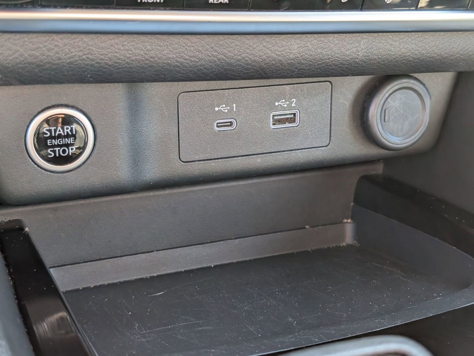 Used 2023 Nissan Rogue SV image 25