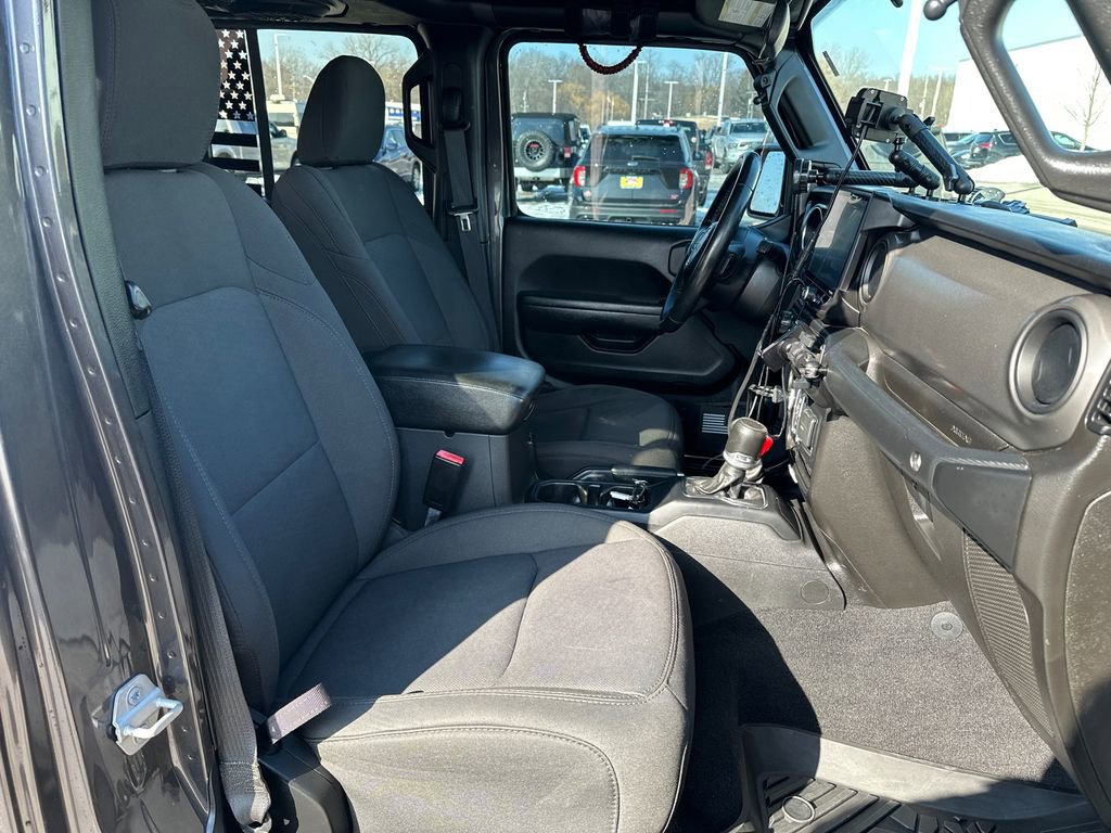 Used 2022 Jeep Gladiator Sport image 40