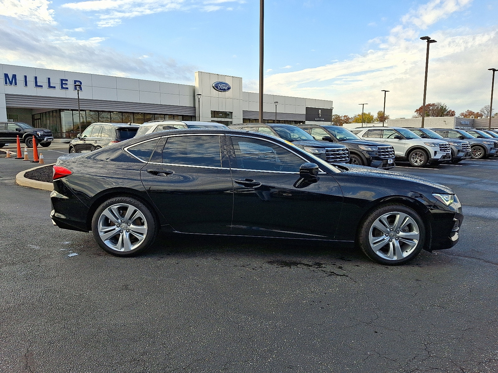 Used 2021 Acura TLX w/ Technology Package image 7