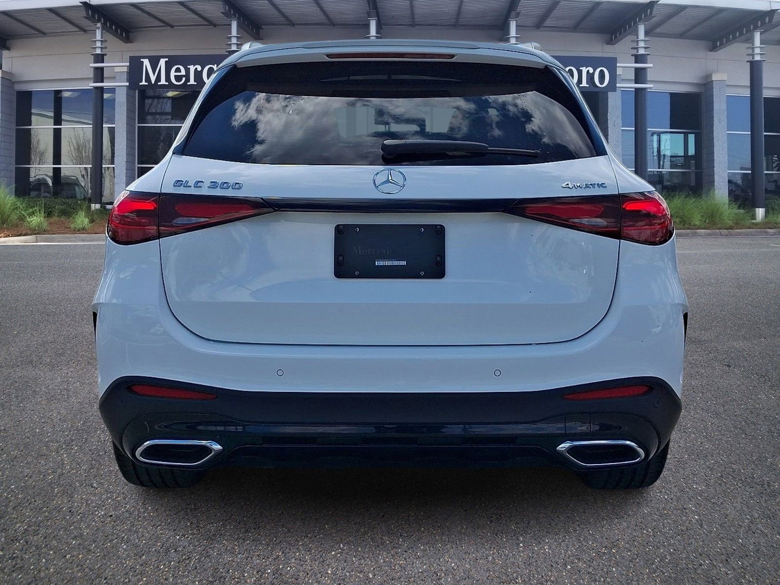 Certified 2023 Mercedes-Benz GLC 300 4MATIC image 5