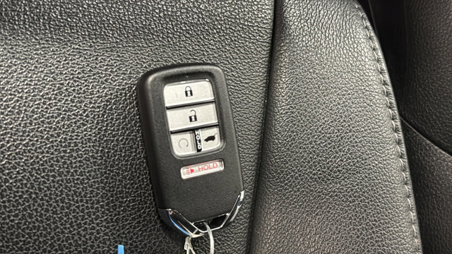 Used 2022 Honda Pilot Touring image 21