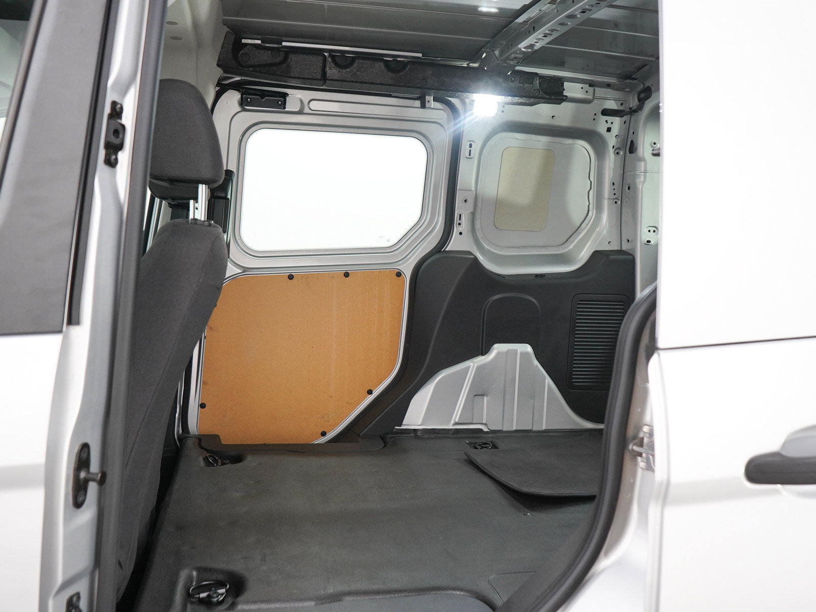 Used 2014 Ford Transit Connect XLT FWD image 14