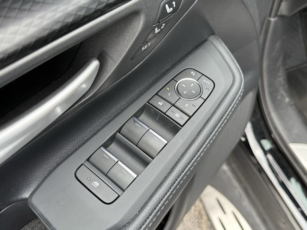 Used 2026 Toyota Grand Highlander AWD Hybrid image 11