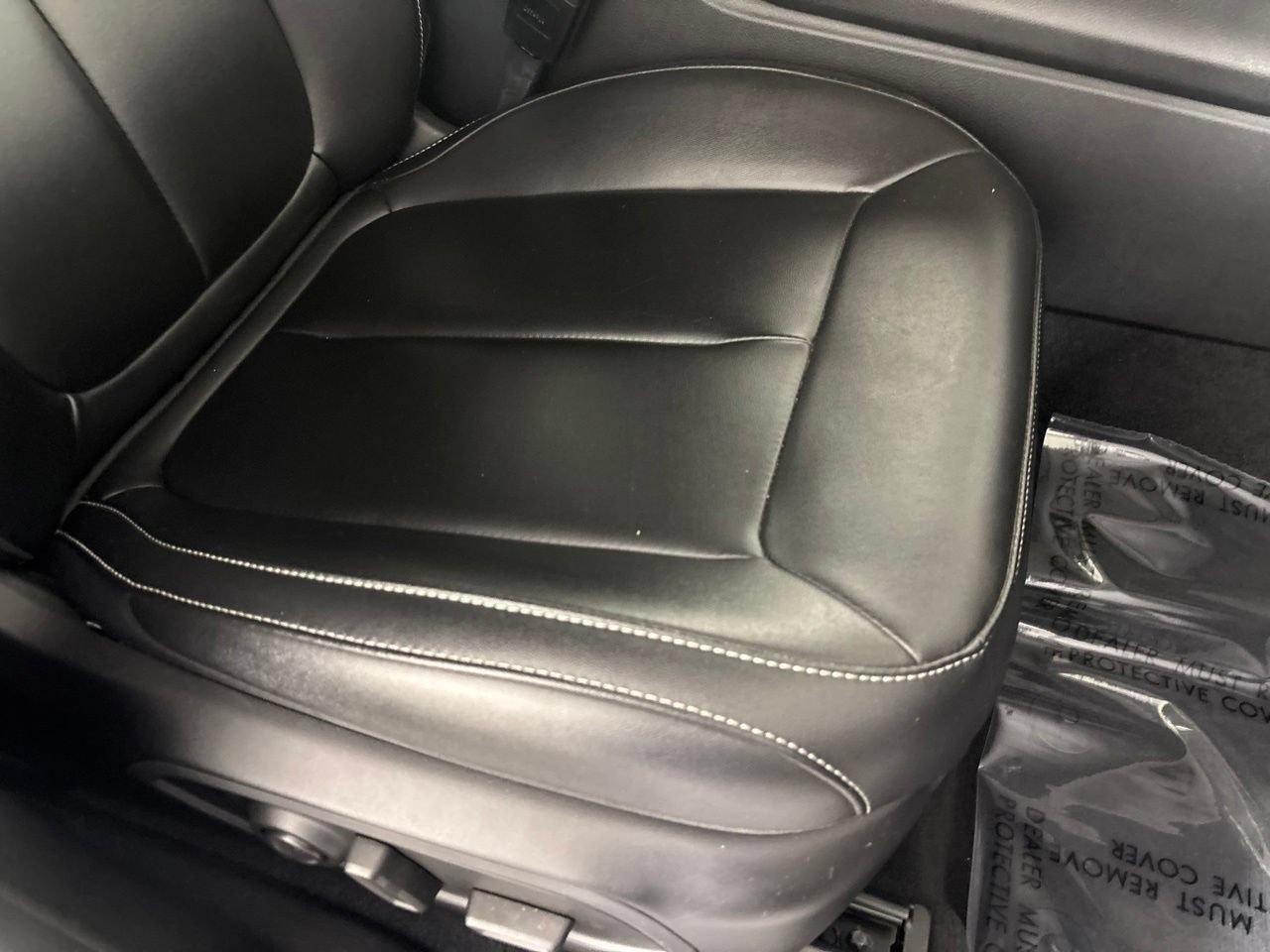 Used 2023 Jeep Grand Cherokee Limited AWD/4WD image 32