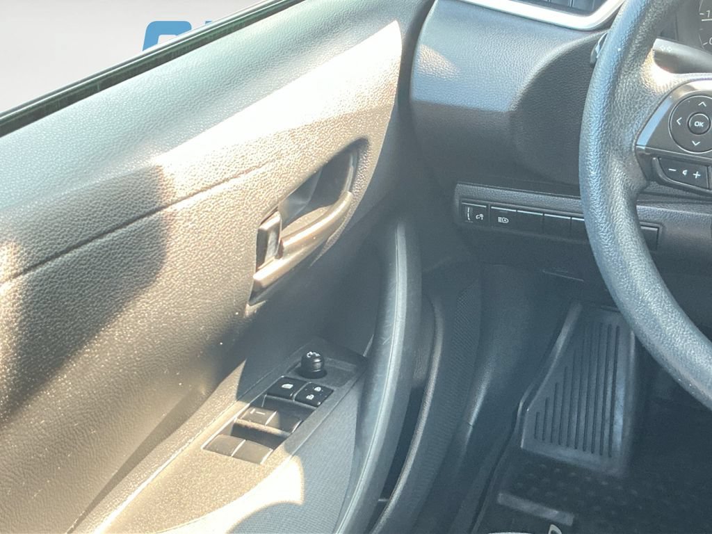 Used 2023 Toyota Corolla LE FWD image 19