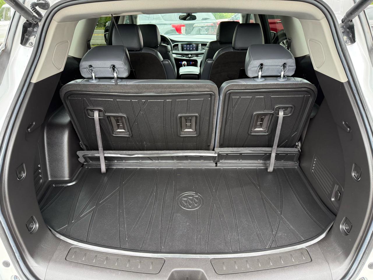 Used 2021 Buick Enclave Essence w/ Sport Touring Edition FWD image 16