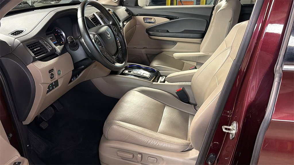 Used 2017 Honda Pilot Elite image 28