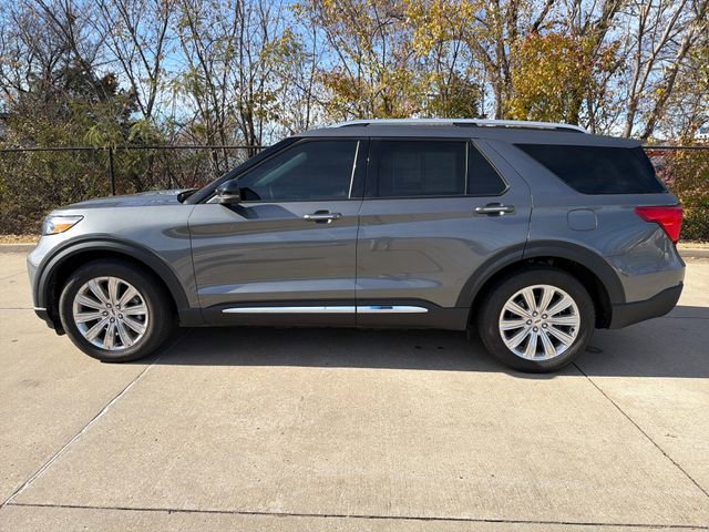 Used 2023 Ford Explorer Limited w/ Limited Technology Package image 2