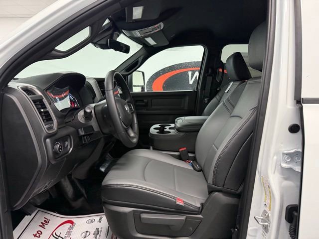 New 2026 RAM 2500 Tradesman w/ Chrome Appearance Group AWD/4WD image 8