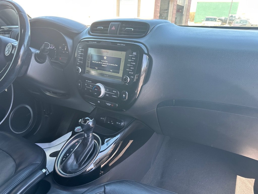 Used 2015 Kia Soul ! w/ Sun & Sound Package image 8