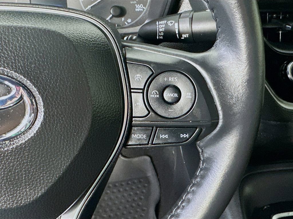 Used 2024 Toyota Corolla SE FWD image 25