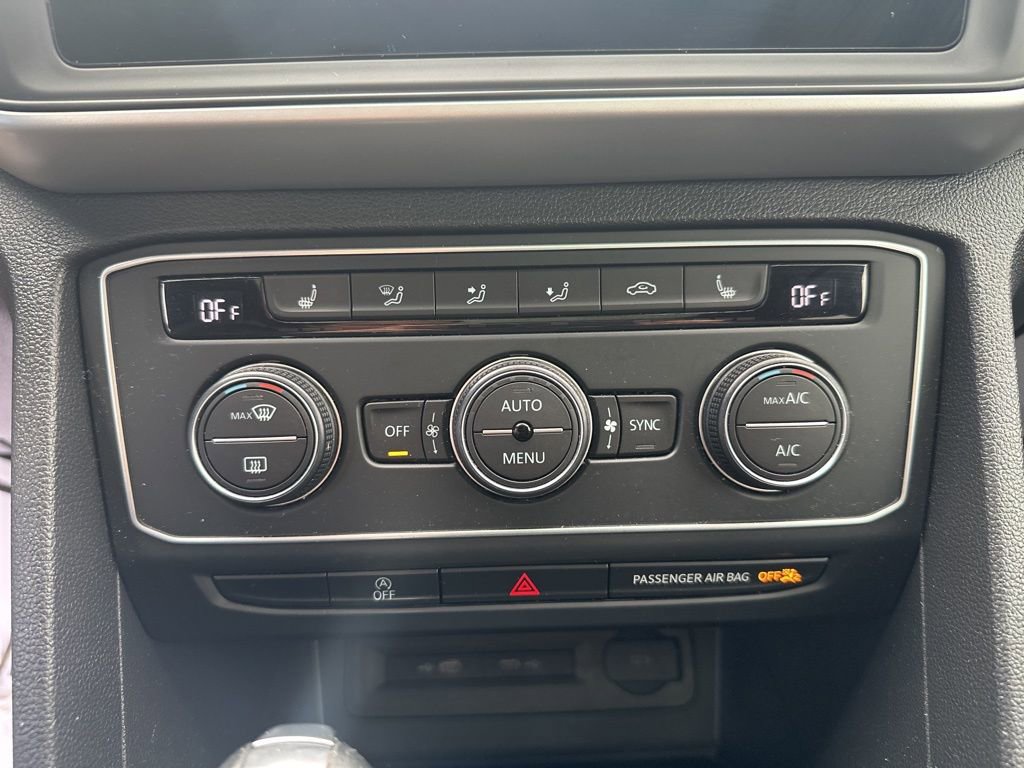 Used 2021 Volkswagen Atlas Cross Sport SE image 24