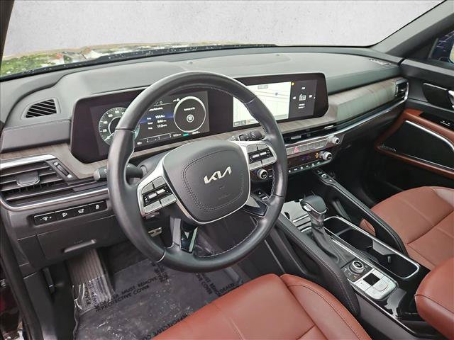 Used 2024 Kia Telluride SX w/ Towing Package AWD/4WD image 10