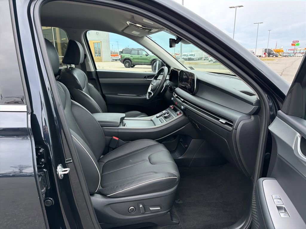 Used 2025 Hyundai Palisade SEL image 21