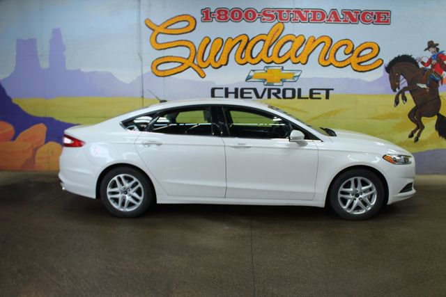 Used 2015 Ford Fusion SE FWD image 1