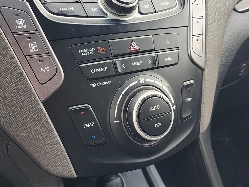 Used 2016 Hyundai Santa Fe SE w/ Option Group 03 image 28