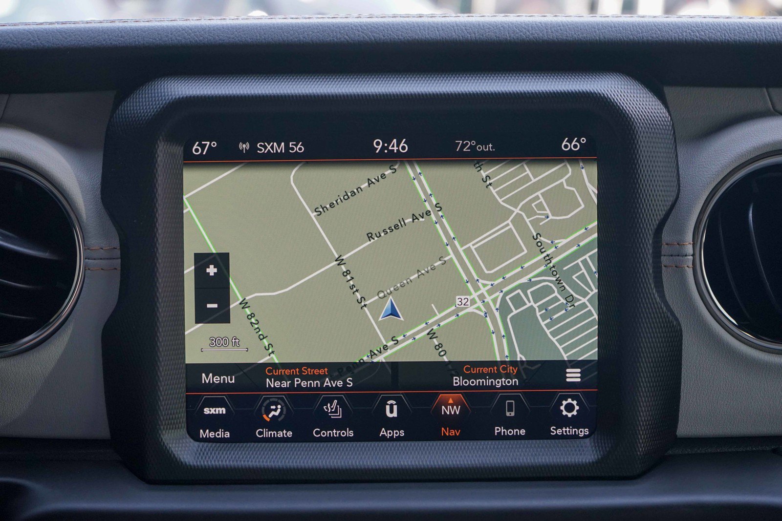 Used 2022 Jeep Wrangler Unlimited Sahara image 17