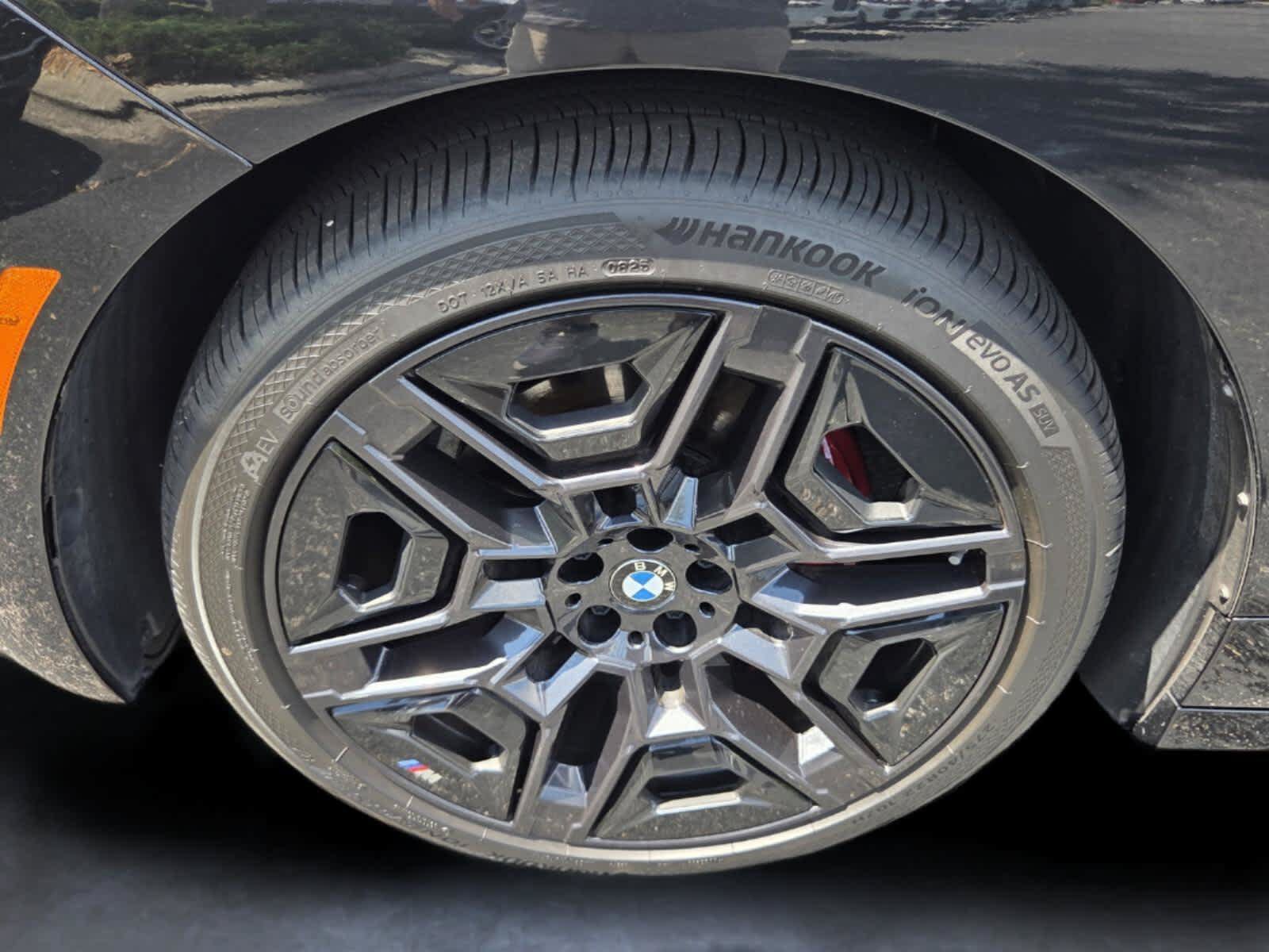Certified 2026 BMW iX xDrive45 AWD/4WD image 9