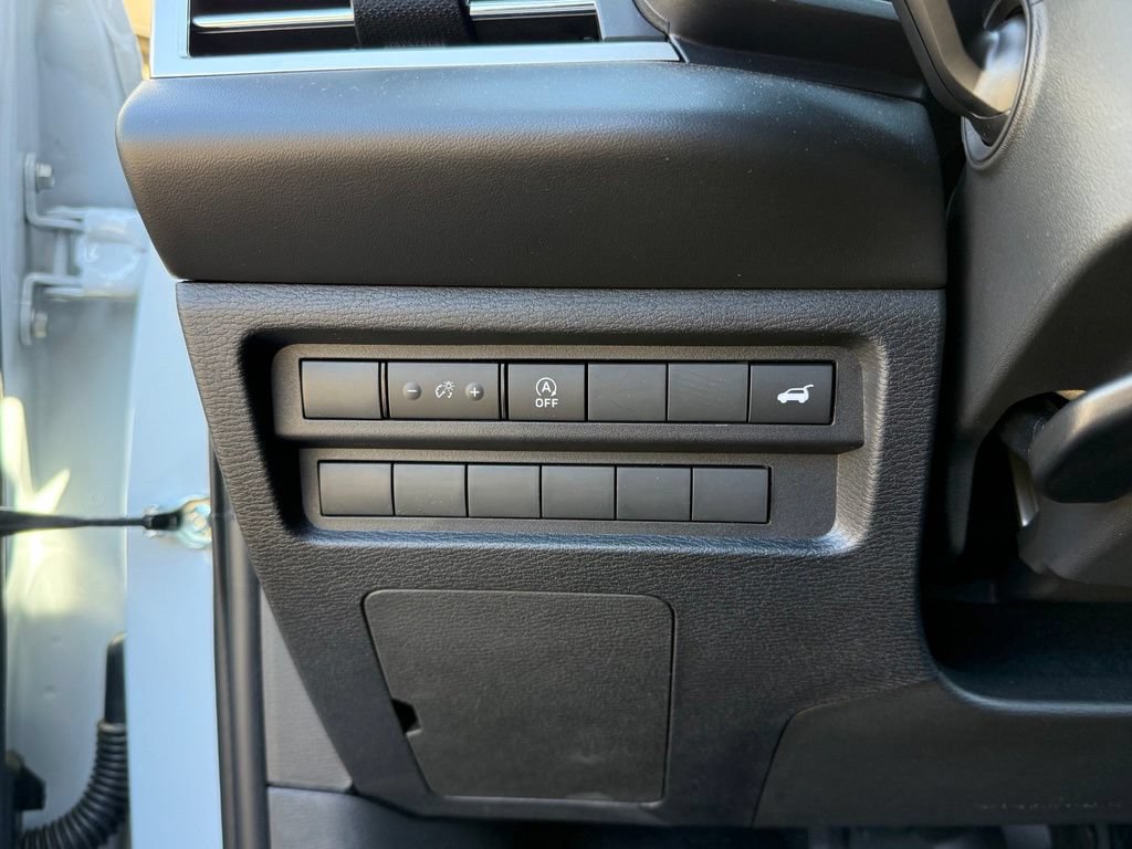New 2026 Mitsubishi Outlander AWD image 33