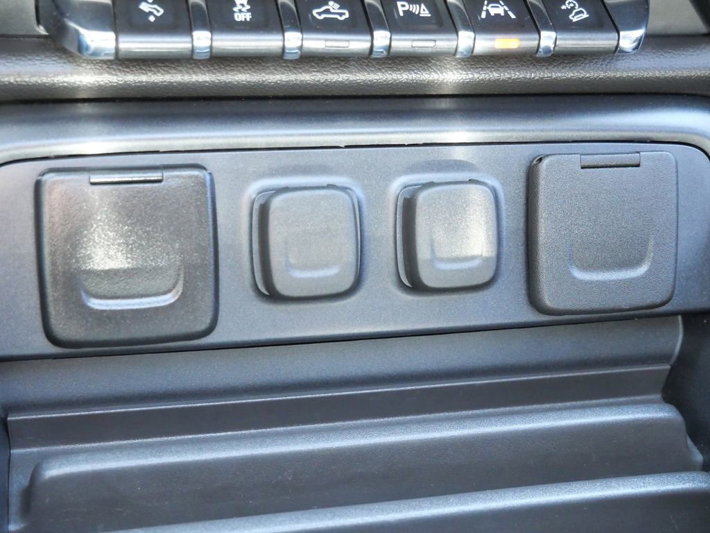 Used 2018 GMC Sierra 1500 SLT image 45