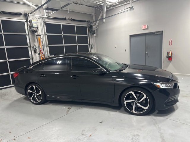 Used 2019 Honda Accord Sport image 6