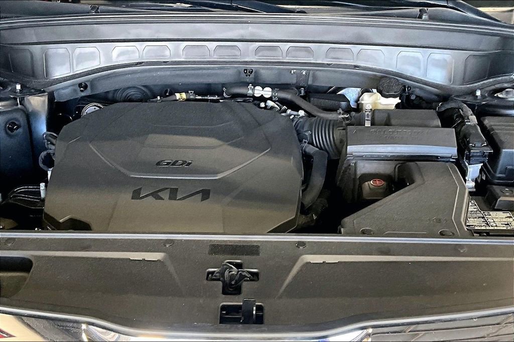 Used 2022 Kia Telluride EX image 31
