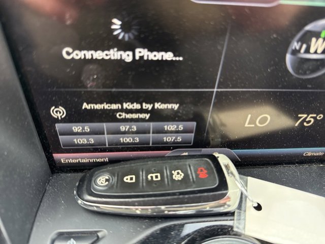 Used 2015 Ford Escape Titanium image 12