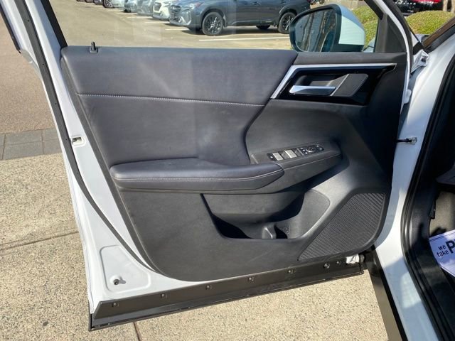 Used 2024 Mitsubishi Outlander SE image 26