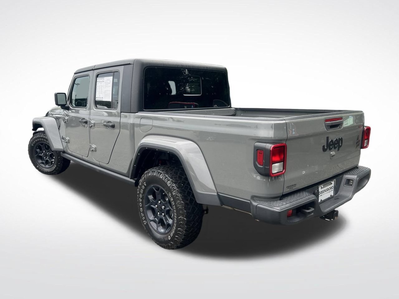 Used 2023 Jeep Gladiator Sport AWD/4WD image 3