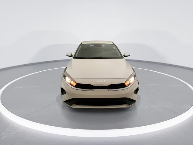 Used 2023 Kia Forte LXS FWD image 9