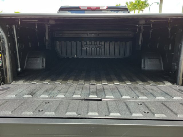 Used 2024 GMC Sierra 1500 AT4 w/ Technology Package AWD/4WD image 12