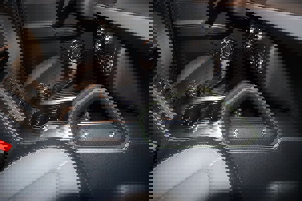 Used 2024 Ford Bronco Everglades image 73