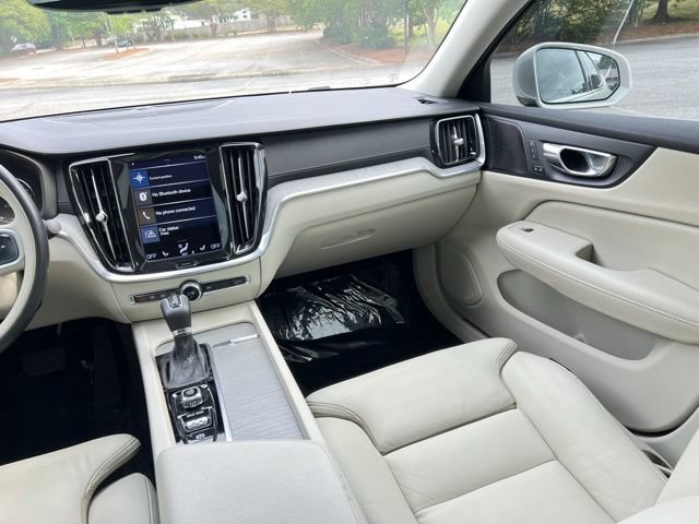 Used 2021 Volvo S60 T5 Inscription AWD/4WD image 28