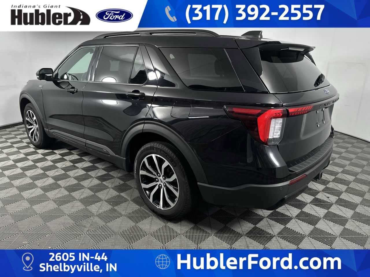 Used 2025 Ford Explorer ST-Line AWD/4WD image 6