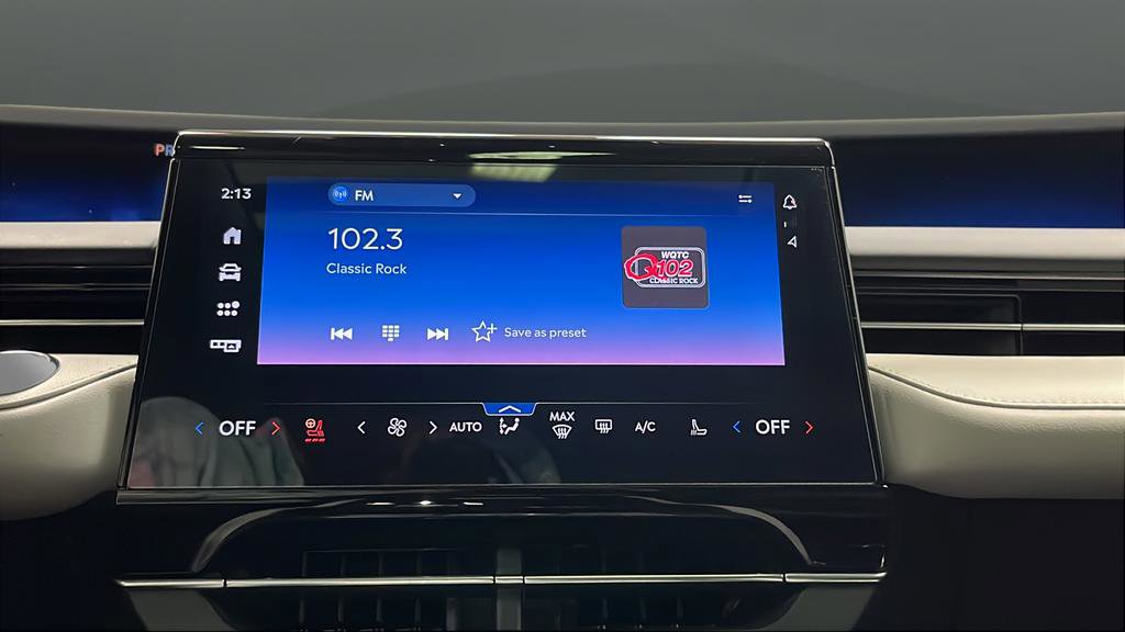 Used 2025 Lincoln Nautilus Premier w/ Equipment Group 102A AWD/4WD image 38