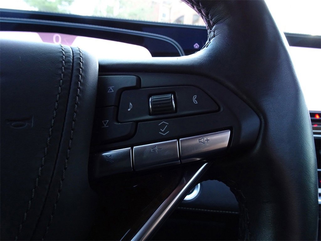 Certified 2023 Cadillac Escalade ESV Sport Platinum w/ LPO, ONYX Package image 27