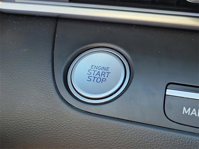 Certified 2024 Hyundai Elantra SEL image 28