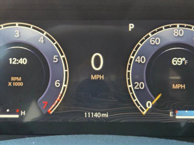 Used 2023 Jeep Grand Cherokee Limited image 11