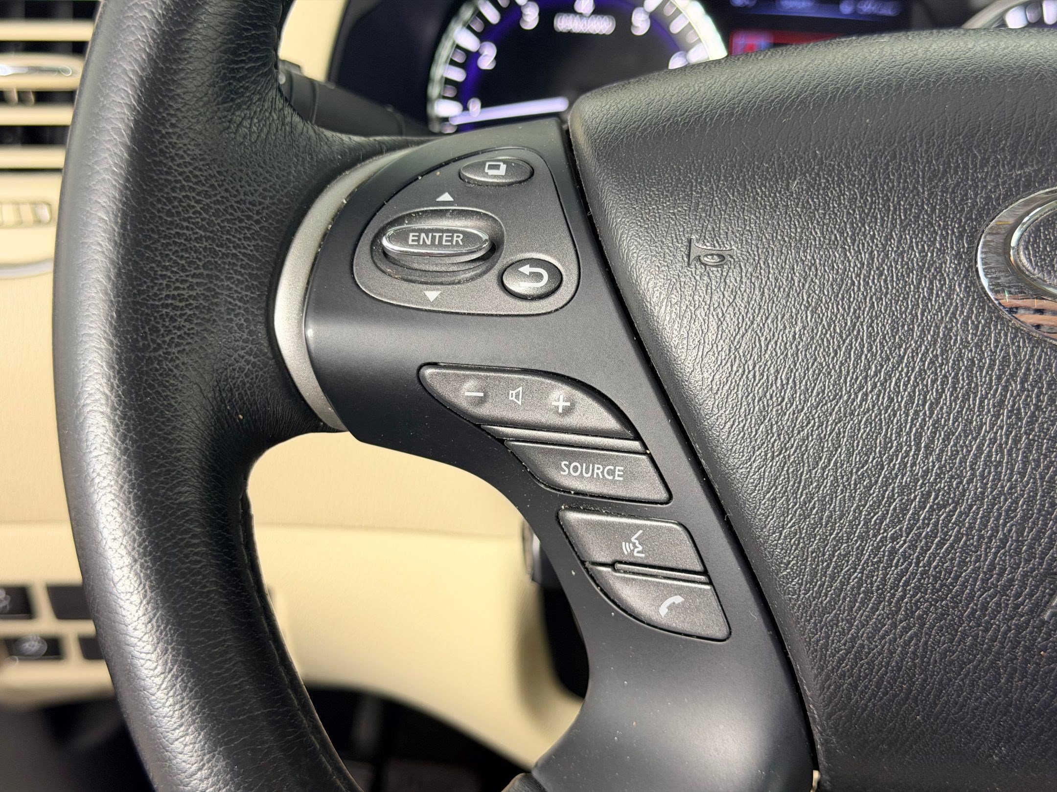 Used 2017 INFINITI QX60 Luxe w/ Premium Plus Package AWD/4WD image 13
