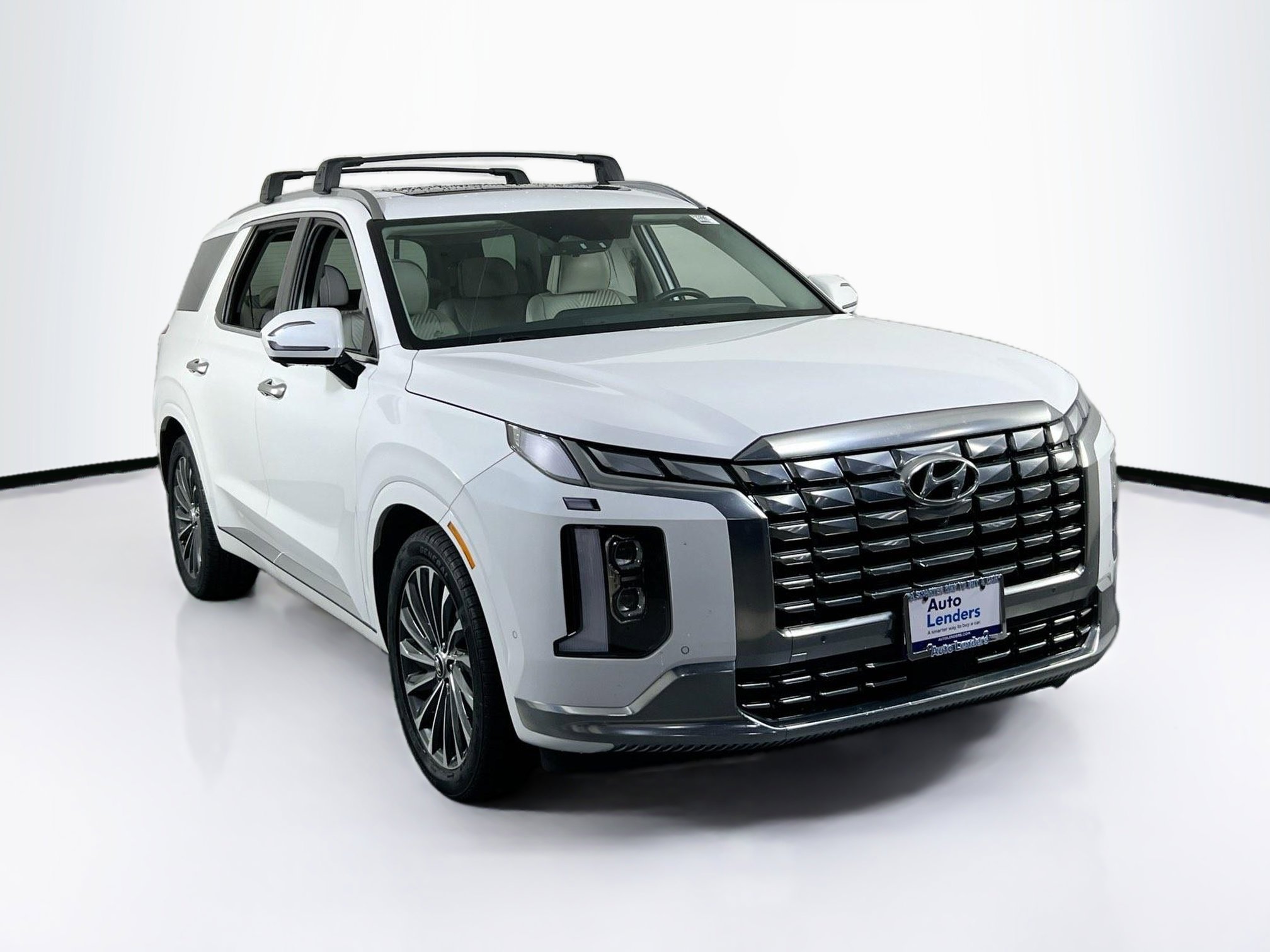 Used 2023 Hyundai Palisade Calligraphy image 3