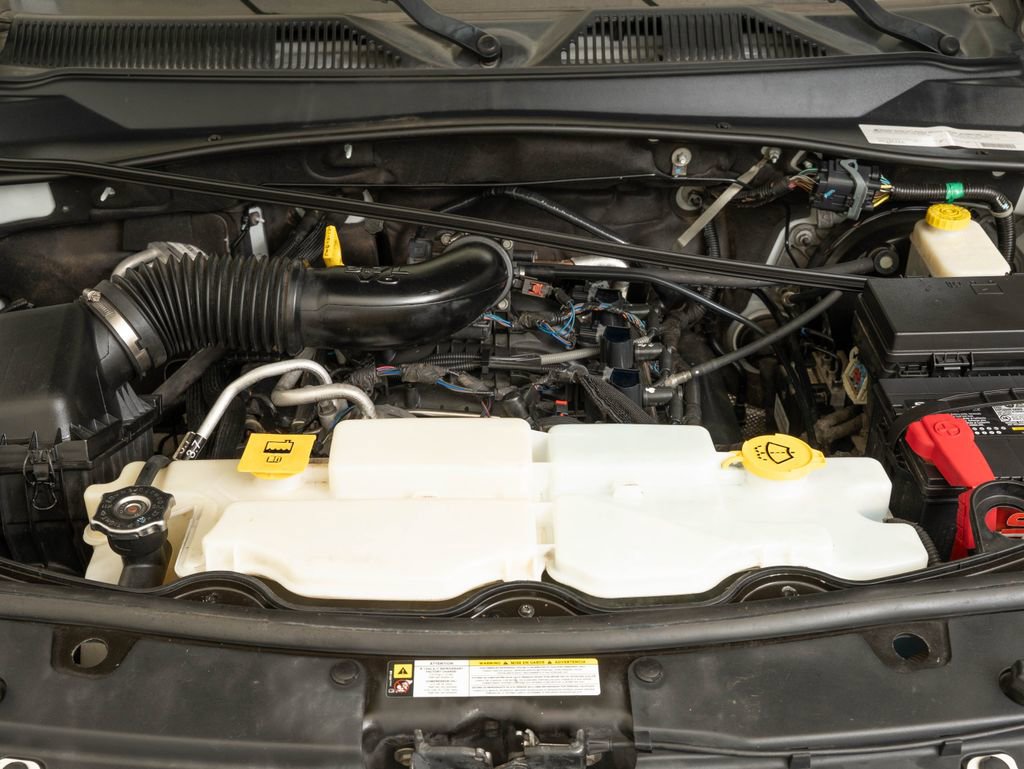 Used 2012 Jeep Liberty Sport RWD image 43