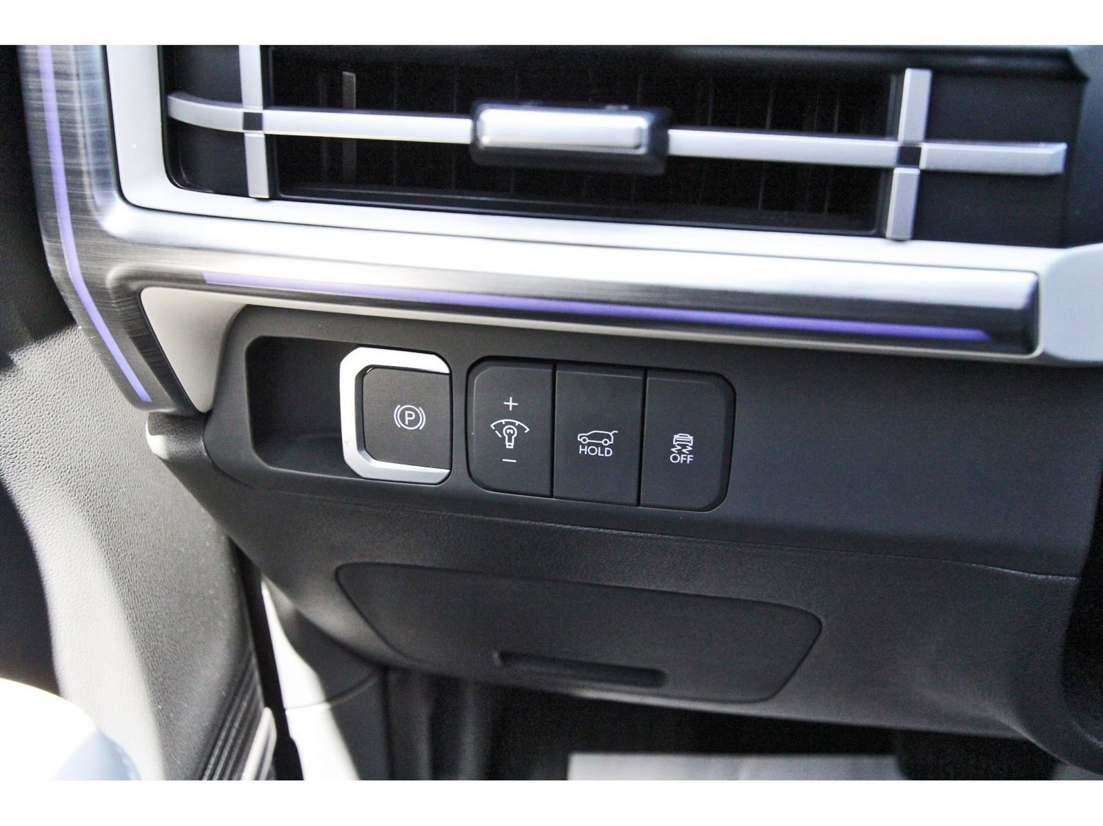 Used 2024 Hyundai Santa Fe Calligraphy image 17