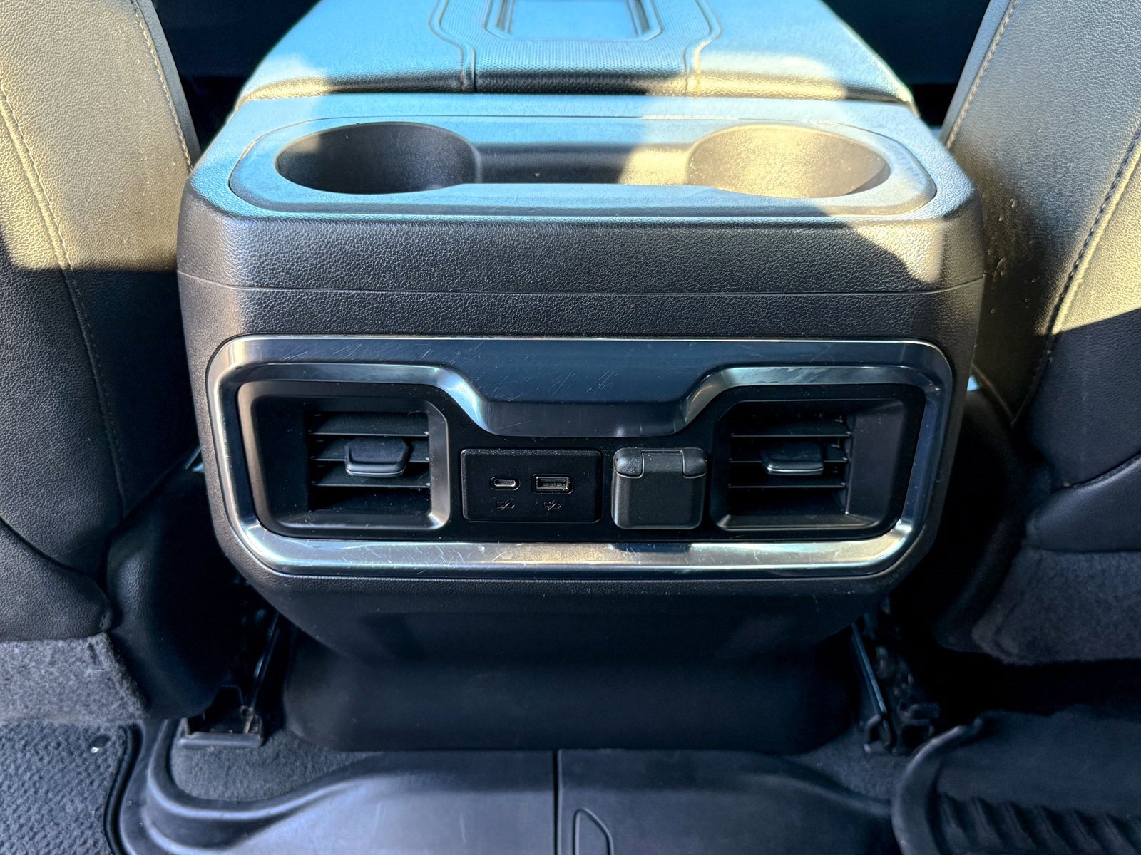 Used 2022 GMC Sierra 1500 AT4 w/ AT4 Premium Package image 21